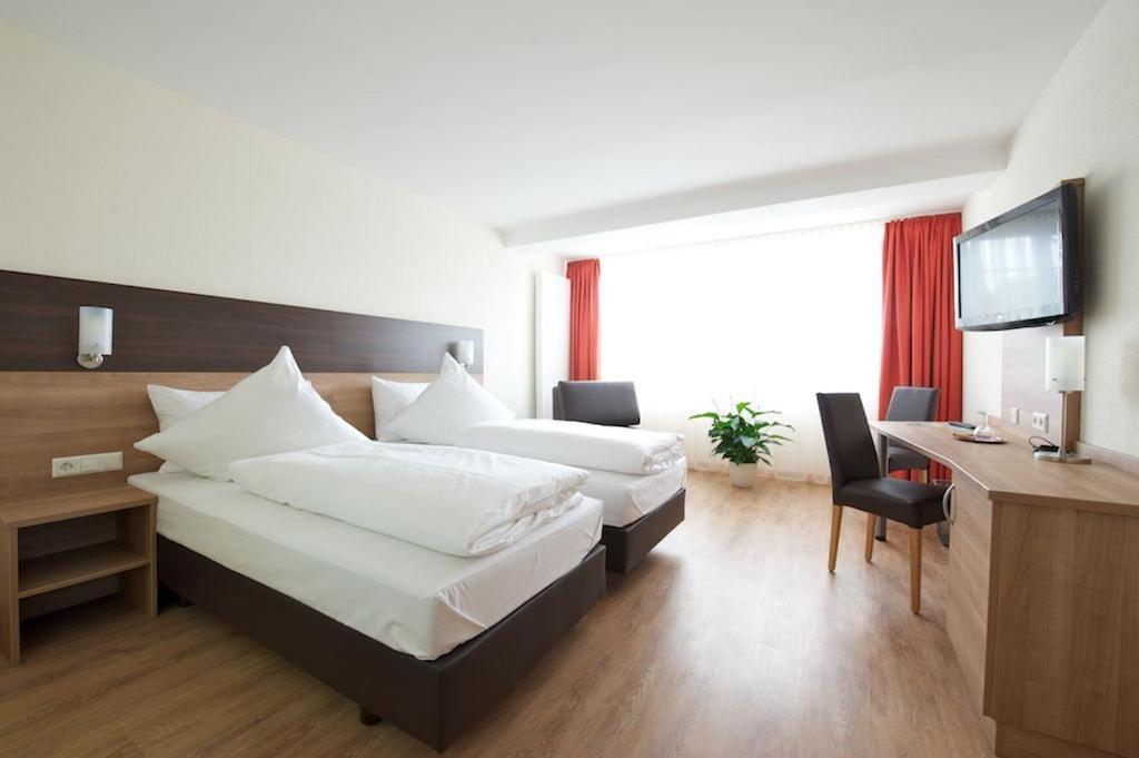 Hotel Zur Riss Biberach an der Riß Room photo